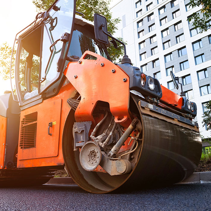 Road roller fuel application